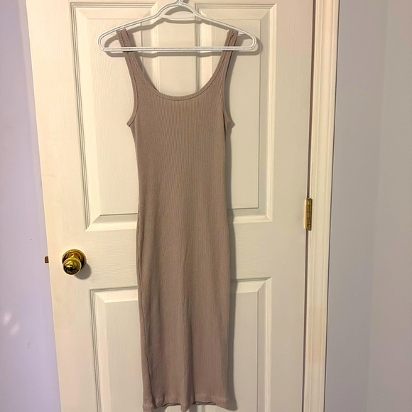 Dynamite dress - Picture 1 of 3